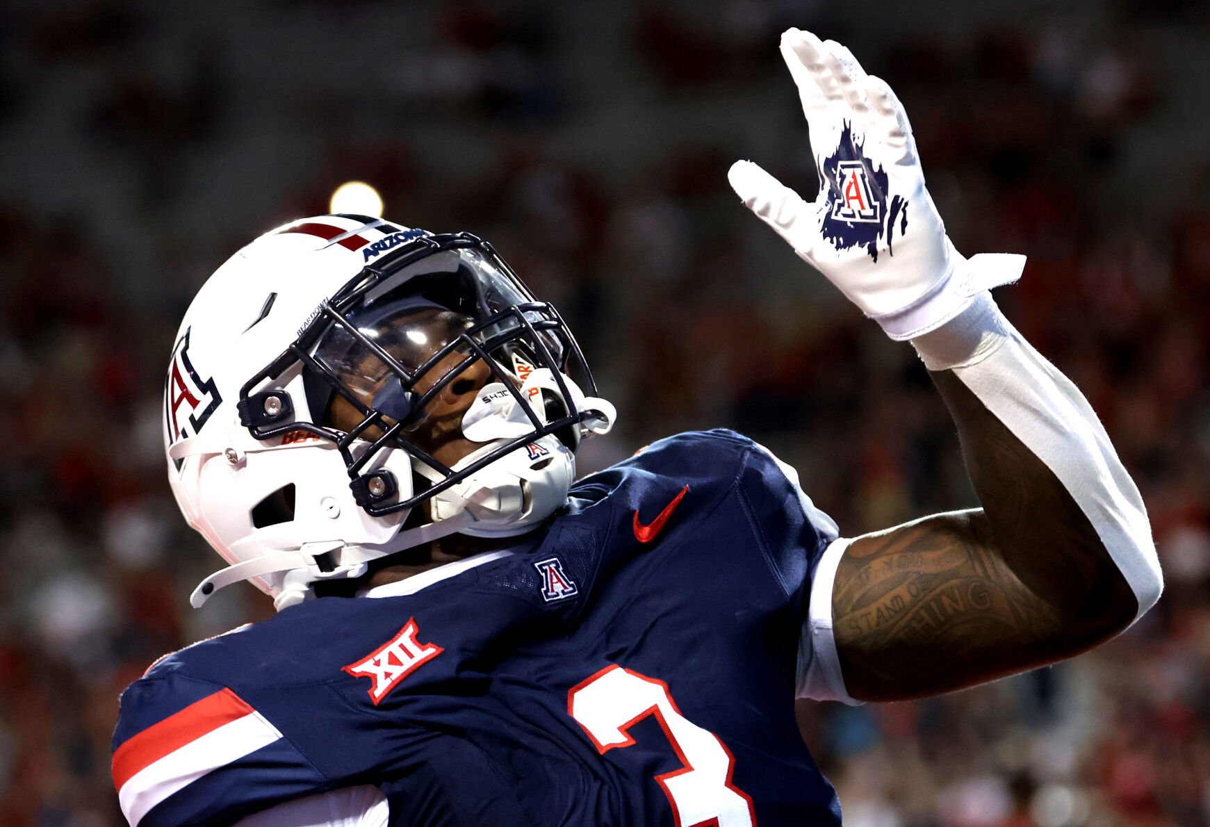 ÃÛÁÄÖ±²¥ vs Hawaii, NCAA football